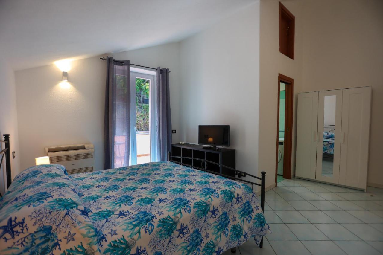 Appartamento Panoramico La Rosa Dei Venti-Libeccio Ischia Exterior photo